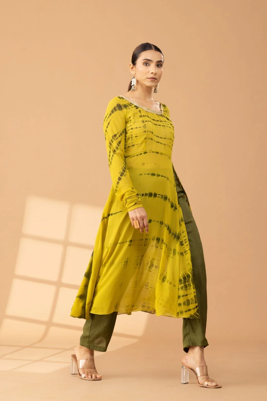 Green Tie & Dye Georgette Kurta Set - Image 3